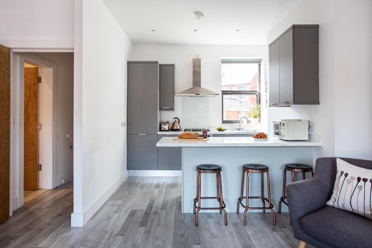 Modern Luxury Apartment, Sleeps 6, Best Location Belfast Bagian luar foto