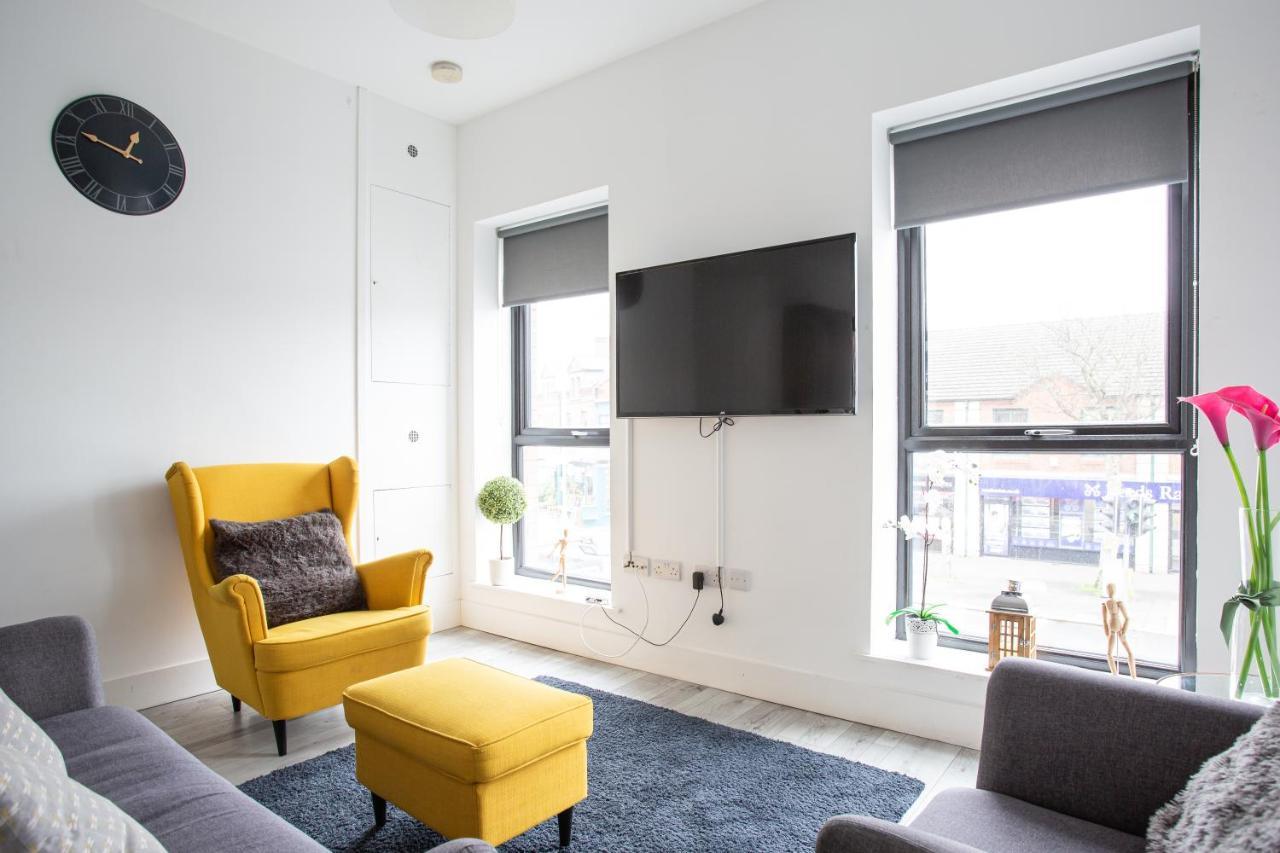Modern Luxury Apartment, Sleeps 6, Best Location Belfast Bagian luar foto